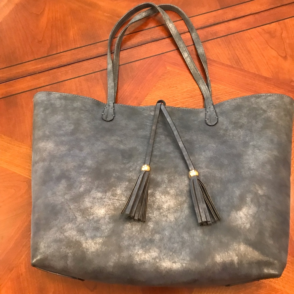 Great tote and cross body bag bundle